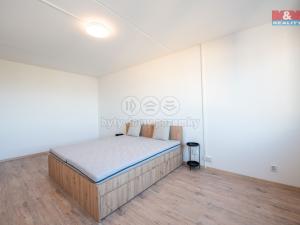 Prodej bytu 1+1, Hradec Králové - Nový Hradec Králové, třída Edvarda Beneše, 41 m2