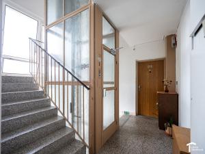 Prodej bytu 4+1, Seč, Sídl. 9. května, 90 m2
