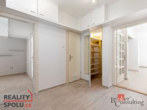 Prodej bytu 3+1, Opava, Lidická, 78 m2