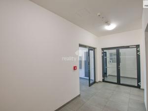 Pronájem bytu 3+1, Liberec - Liberec I-Staré Město, Vítězná, 90 m2