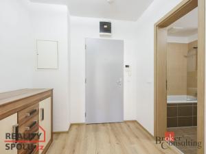 Prodej bytu 2+kk, Praha - Modřany, K Vystrkovu, 56 m2