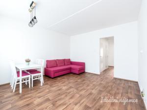 Pronájem bytu 3+1, Praha - Modřany, Petržílova, 77 m2