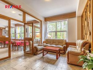 Prodej vícegeneračního domu, Doksy, Pod Borným, 1700 m2