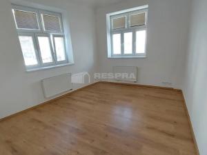Pronájem bytu 3+1, Praha - Břevnov, Šlikova, 70 m2
