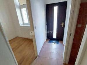 Pronájem bytu 3+1, Praha - Břevnov, Šlikova, 70 m2