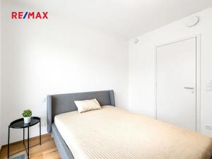 Pronájem bytu 2+kk, Praha - Košíře, Na pomezí, 58 m2