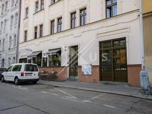 Pronájem bytu 2+kk, Praha - Vyšehrad, Neklanova, 38 m2