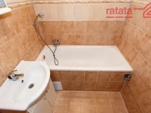 Pronájem bytu 2+1, Klášterec nad Ohří, Pod Stadionem, 55 m2