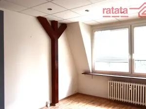 Pronájem bytu 2+1, Chomutov, Kundratická, 56 m2