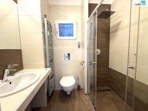 Pronájem bytu 1+1, Praha - Vinohrady, Kouřimská, 69 m2
