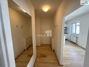 Pronájem bytu 1+1, Praha - Vinohrady, Kouřimská, 69 m2