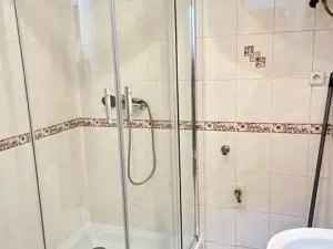 Pronájem bytu 1+kk, Praha - Karlín, Sokolovská, 21 m2