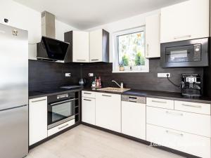 Pronájem rodinného domu, Hovorčovice, Střední, 76 m2