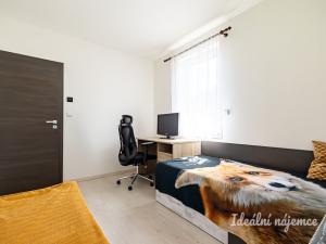 Pronájem rodinného domu, Hovorčovice, Střední, 76 m2