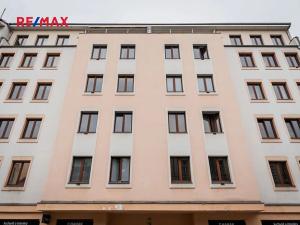 Pronájem bytu 1+kk, Praha - Žižkov, Husitská, 41 m2