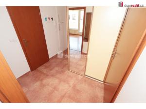 Pronájem bytu 2+kk, Praha - Kobylisy, Ke Stírce, 56 m2