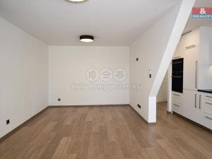 Pronájem bytu 3+kk, Ostrava - Radvanice, Těšínská, 82 m2