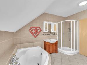 Prodej rodinného domu, Mikulovice, Dlouhá, 349 m2