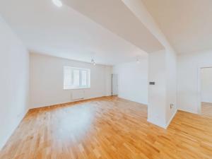 Prodej bytu 3+kk, Praha, Na Farkáně III, 80 m2