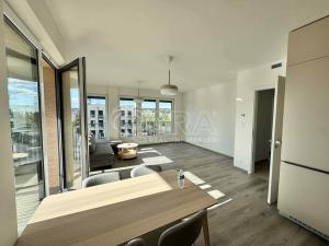 Pronájem bytu 2+kk, Praha - Hloubětín, Poděbradská, 67 m2