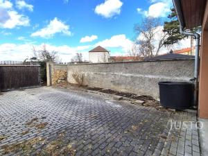 Pronájem garáže, Písek - Budějovické Předměstí, Za Gymnáziem, 64 m2