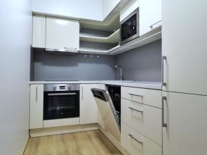 Pronájem bytu 2+kk, Praha - Stodůlky, Nárožní, 59 m2