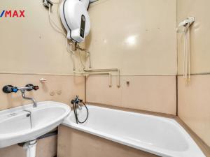 Prodej bytu 2+1, Poniklá, 57 m2