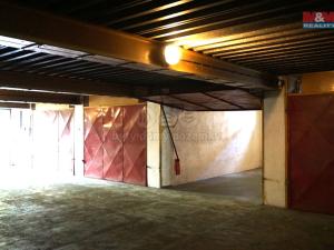 Pronájem garáže, Plzeň - Jižní Předměstí, Brožíkova, 15 m2
