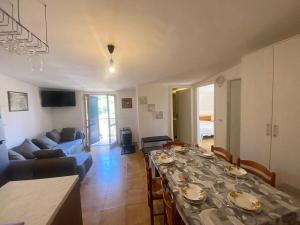 Prodej bytu 3+kk, Via Panoramico, Scalea, Kalábrie, Itálie, 65 m2