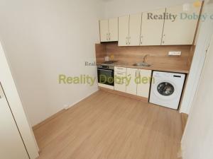 Pronájem bytu 1+1, Opava, Černá, 34 m2