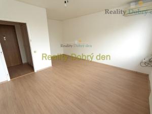 Pronájem bytu 1+1, Opava, Černá, 34 m2