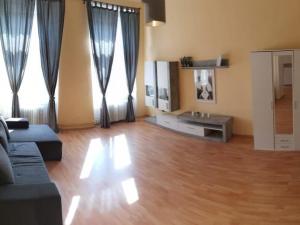 Pronájem bytu 3+kk, Praha - Vinohrady, Jugoslávská, 75 m2