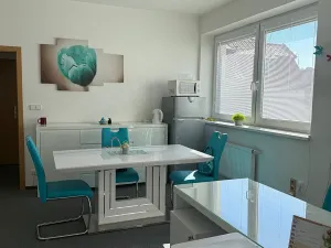 Pronájem kanceláře, Zlín, Hlavničkovo nábřeží, 29 m2