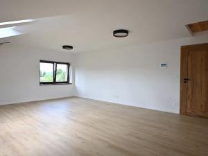 Pronájem rodinného domu, Velké Karlovice, 100 m2