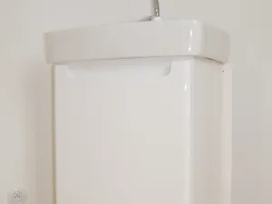 Pronájem obchodního prostoru, Hradec Králové, Mostecká, 6 m2