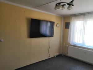 Pronájem bytu 2+1, Kadaň, Koželužská, 51 m2