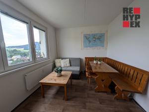 Prodej bytu 3+1, Cvikov - Cvikov II, Sídliště, 76 m2
