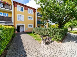 Prodej bytu 1+kk, Vestec, Okružní, 34 m2