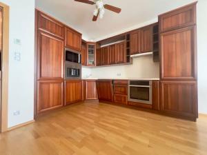 Pronájem bytu 3+kk, Praha - Žižkov, Olšanská, 98 m2