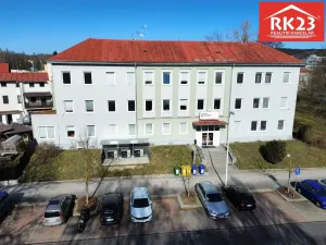 Pronájem kanceláře, Mariánské Lázně, Nádražní náměstí, 13 m2