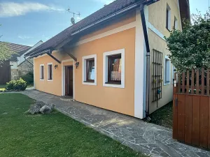 Prodej rodinného domu, Bělá pod Bezdězem, 910 m2