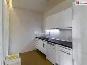 Pronájem kanceláře, Praha, Drtinova, 22 m2