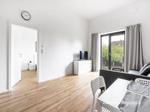 Pronájem bytu 2+kk, Praha - Kyje, Za černým mostem, 66 m2