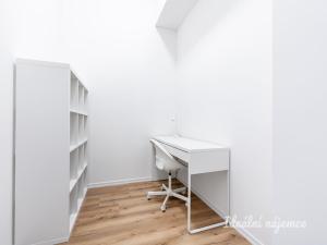 Pronájem bytu 2+kk, Praha - Kyje, Za černým mostem, 66 m2