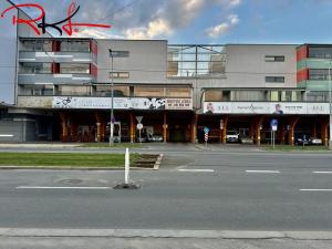 Pronájem garáže, Praha - Vysočany, Poděbradská, 12 m2