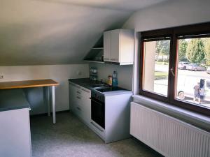 Pronájem bytu 1+kk, Praha - Kunratice, Vídeňská, 31 m2
