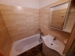 Pronájem bytu 3+1, Olomouc, tř. Svornosti, 61 m2