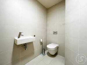 Pronájem bytu 2+kk, Praha - Žižkov, Pitterova, 60 m2
