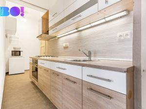 Pronájem bytu 2+kk, Praha, Chrudimská, 50 m2