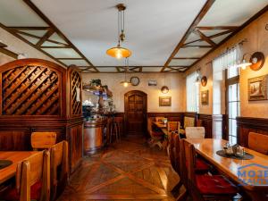 Prodej apartmánu, Přimda, Pod Hradem, 500 m2